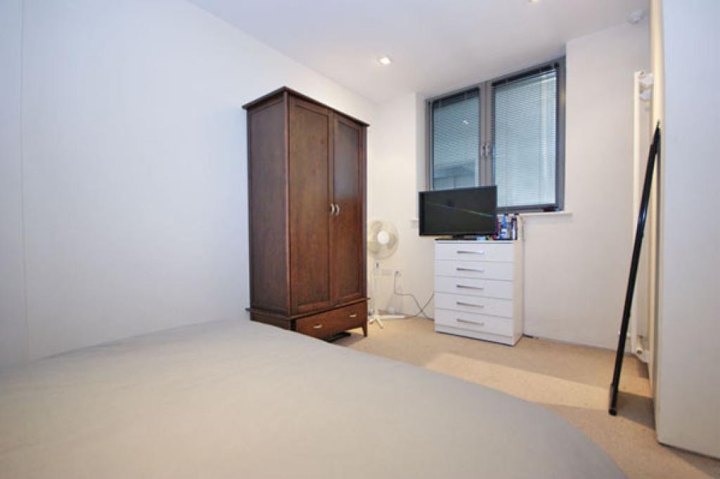 Images for 21 Plumbers Row,  London, E1