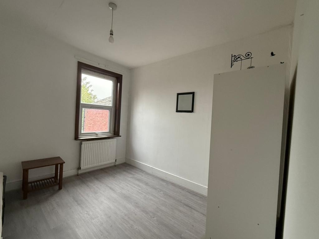 Images for Squires Lane, Finchley , London, N3