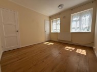 Images for The Woodlands, High Road, London, N12