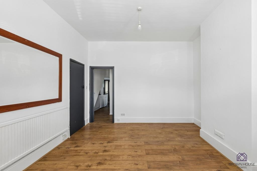 Images for Squires Lane,  London, N3