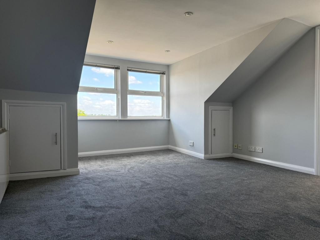 Images for Flat D The Broadway, Friern Barnet Road, London, N11