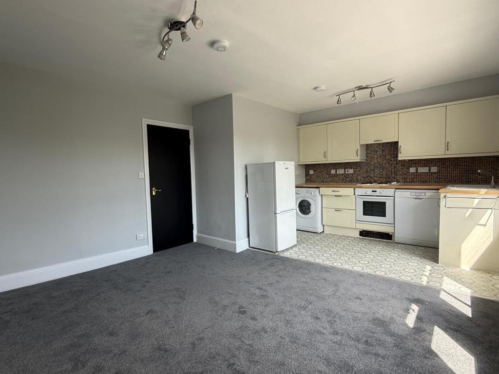 Images for Flat C The Broadway, Friern Barnet Road, London, N11