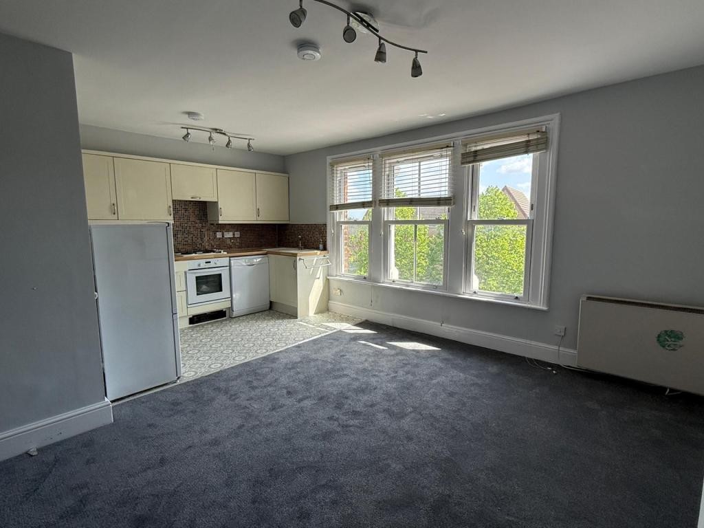 Images for Flat C The Broadway, Friern Barnet Road, London, N11