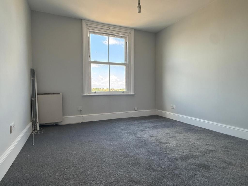 Images for Flat C The Broadway, Friern Barnet Road, London, N11