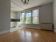 Images for Flat B The Broadway, Friern Barnet Road, London, N11