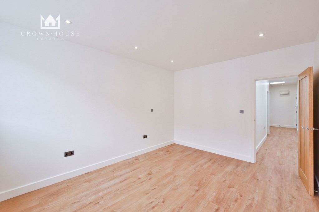 Images for Woodside Park Road,  London, N12