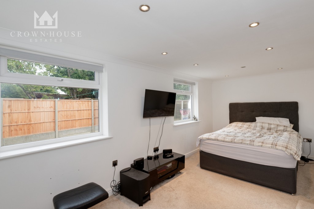 Images for Hervey Close,  Finchley, N3