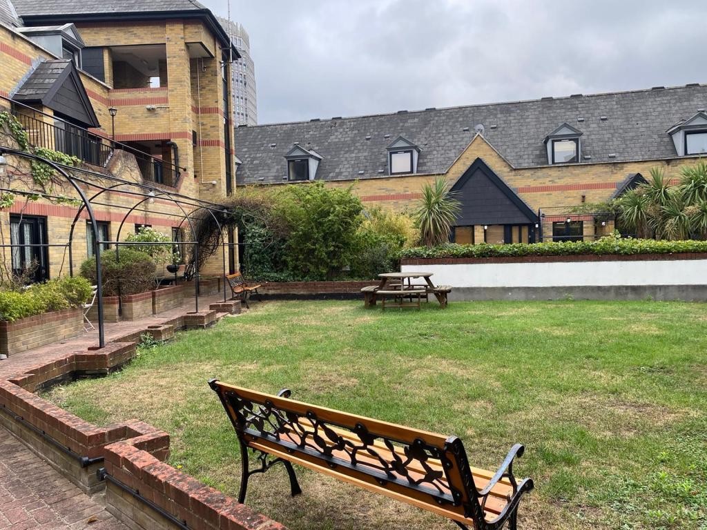 Images for Bridgehouse Court, 109-115 Blackfriars Road, London, SE1